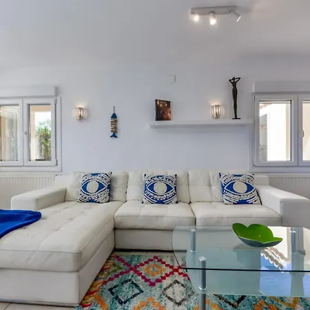 Guzman - Azur Villa