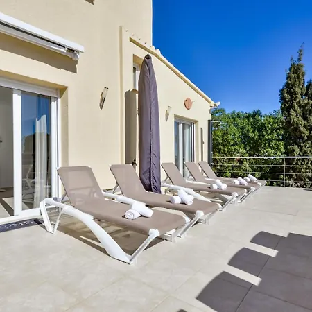 Guzman - Azur Villa